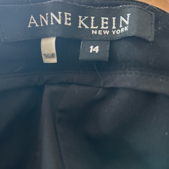 NWOT Anne Klein New York Black Pants in Size 14 - Picture 3 of 3